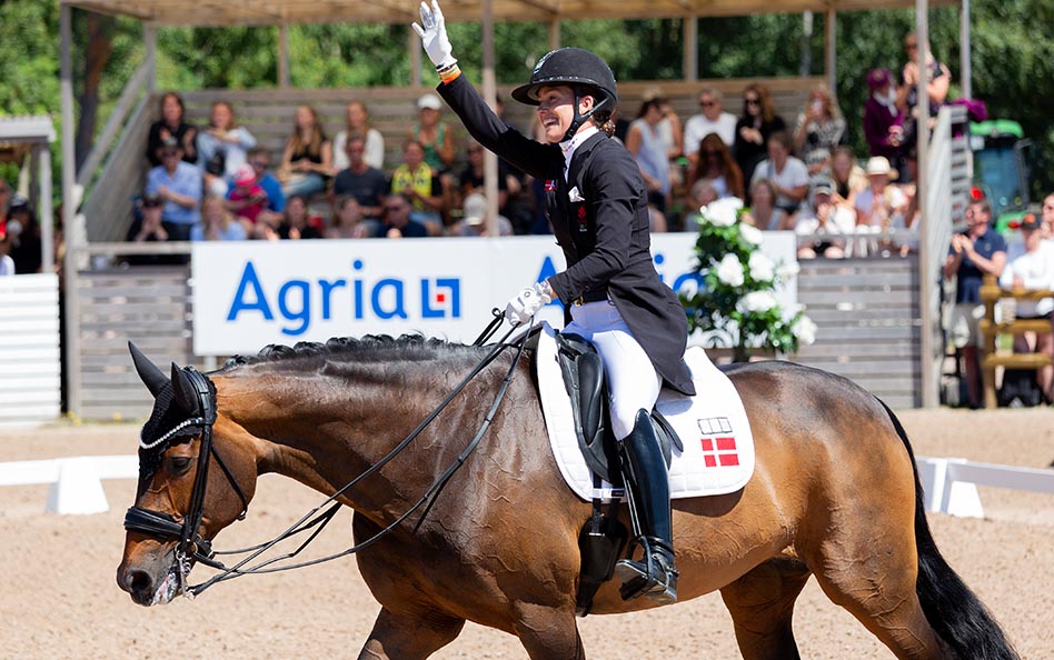 Caroline Laudrup Dufour / Mount St John Freestyle