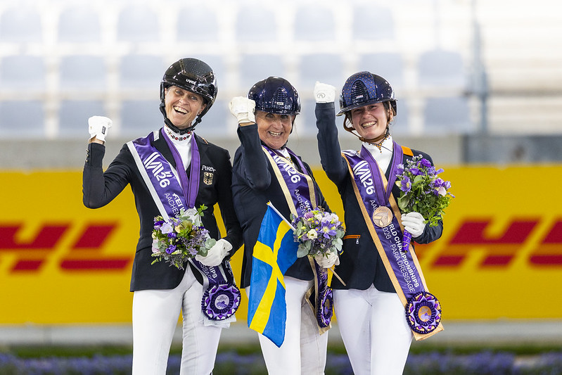 VM-guld och Paralympicsbiljett – check