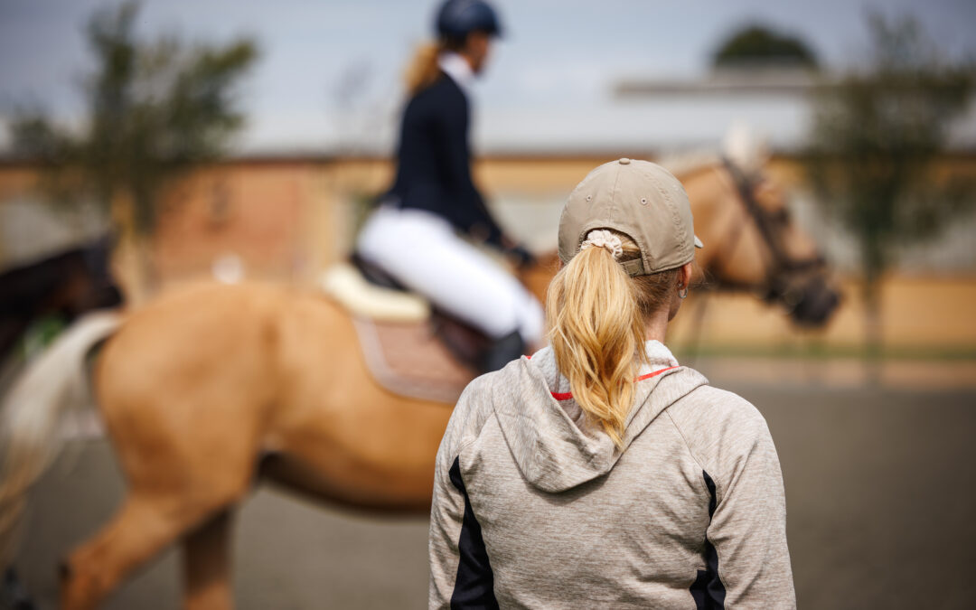 Hästskötare får böter – ifrågasatte tävlingsveterinär